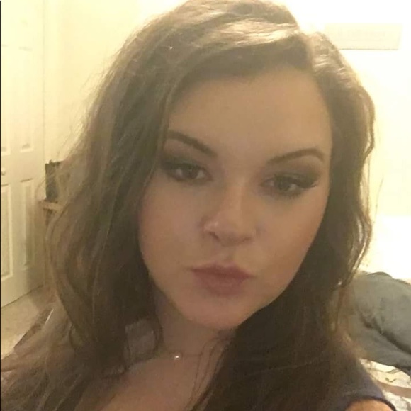 Meet the Posher Other - Meet your Posher, Sarah